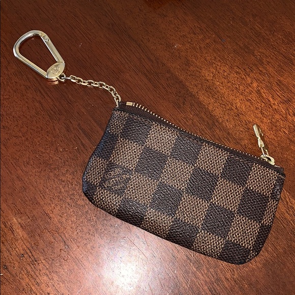 Louis Vuitton Handbags - louis vuitton key holder